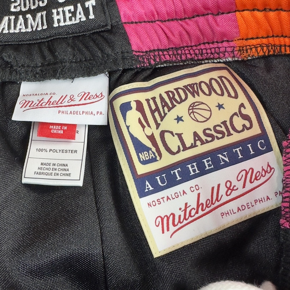 Mitchell & Ness Miami Heat Floridians Shorts Mens XL 48 Black Shiny 2005-06 - Picture 8 of 11